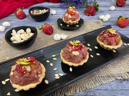 Strawberry nutty panjiri tarts recipe