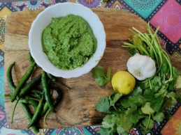 CORIANDER LEAVES AND BHUJIA CHUTNEY RECIPE