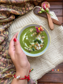 Creamy Broccoli Spinach Soup Recipe