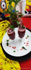 Beetroot and pomegranate juice recipe