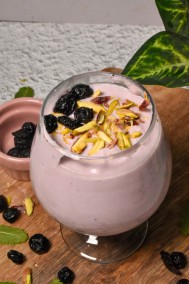 Blueberry pistachio yoghurt recipe