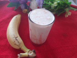 BANANA SMOOTHIE RECIPE