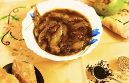 Raw Mango tangy Pickle (Launji) Recipe
