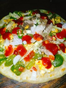 Capsi egg deshi pizza recipe