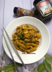 Shrimp Mushroom Pasta in Black Bean Sauce