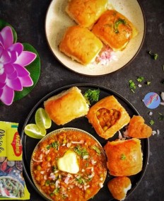 Maggi masala pav bhaji recipe