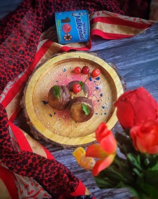 Coconut Custard With Motcha Dulce-de-leche Cream Sandwich Recipe