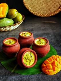 CARAMALISED MANGO MATKA KULFI RECIPE