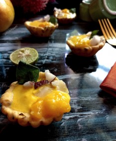 Aamras Stuffed Mango Mathri Tart  Recipe