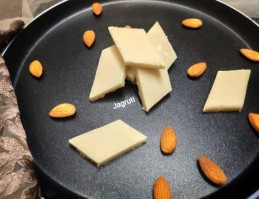 Badam Katli or Badam Barfi ( Without Sugar Syrup) Recipe