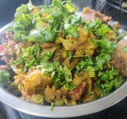 Undhiyo Recipe