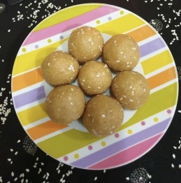 Til peanut jaggery laddu recipe