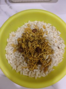 Tikha murmura recipe