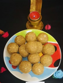Methi dryfruits laddu recipe
