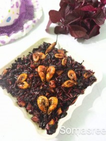 Prawns with red amaranthus recipe