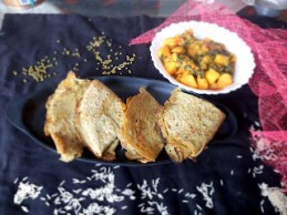 WHOLE MOONG DAL AND RICE CHEELA RECIPE