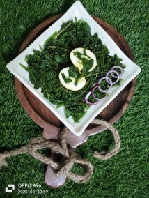 Egg spinach salad Recipe