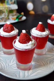 Santa Jello Hat ( Without Alcohol) Recipe