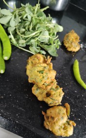 Methi Na Gota Recipe