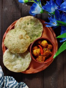 karaisutir kochuri recipe