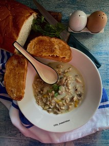 Creamy Cheesy White Chicken Soup Recipe