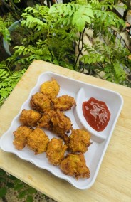 Spring onion Louki ke Pakode Recipe