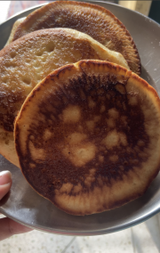 Eggless banana Pancakes