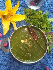 Lasuni Palak Recipe